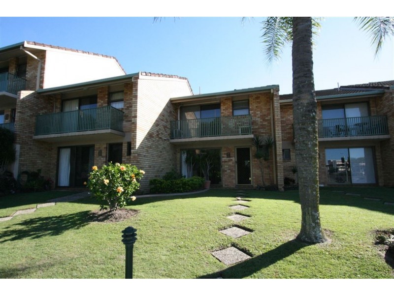 11/37 Hooker Bld, Broadbeach Waters QLD 4218