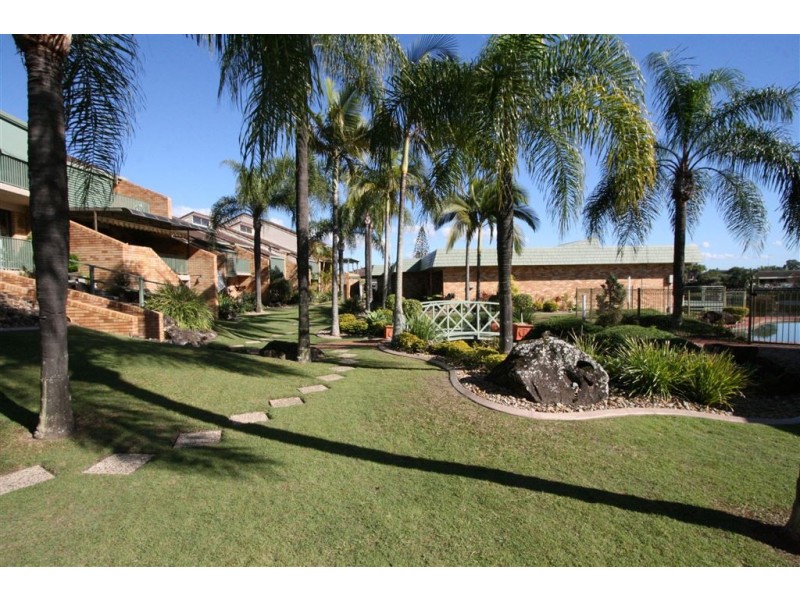 11/37 Hooker Bld, Broadbeach Waters QLD 4218