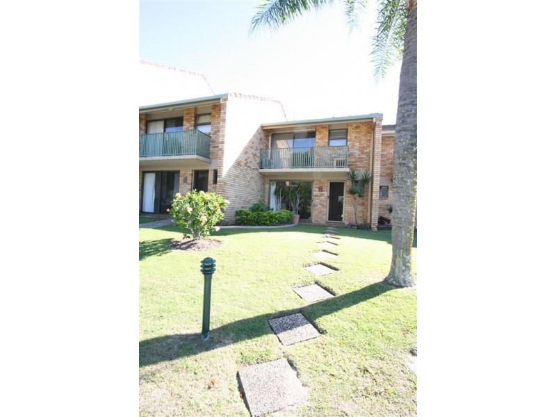 11/37 Hooker Bld, Broadbeach Waters QLD 4218