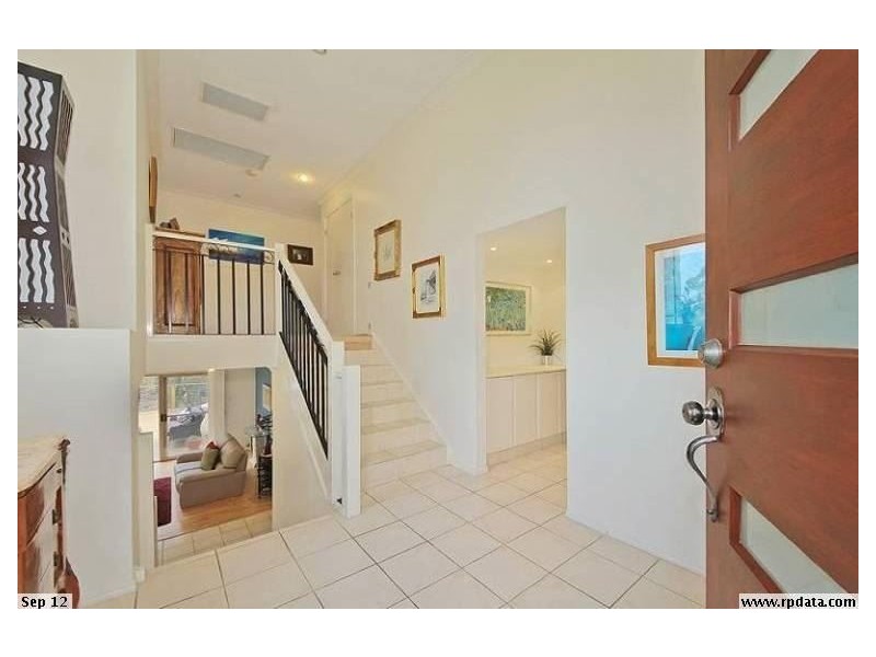 5 Tea Gardens Place, Robina QLD 4226