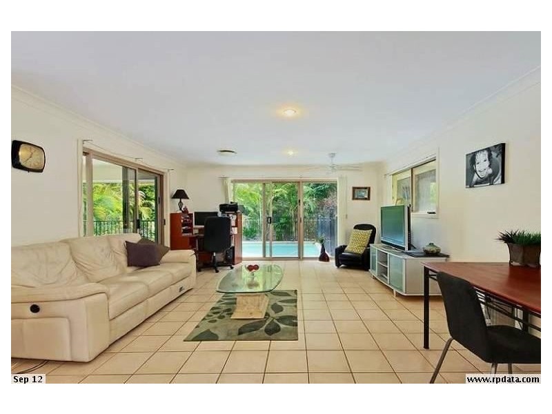 5 Tea Gardens Place, Robina QLD 4226