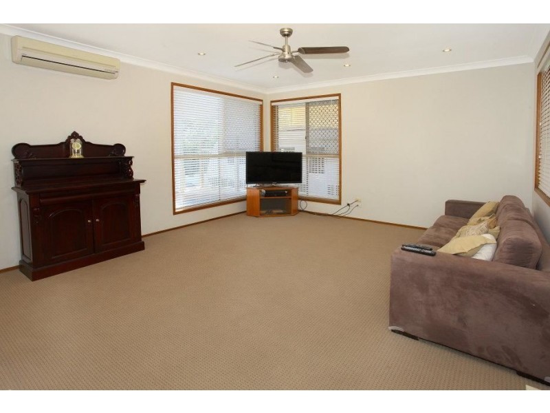 3 Newport Dr, Robina QLD 4226