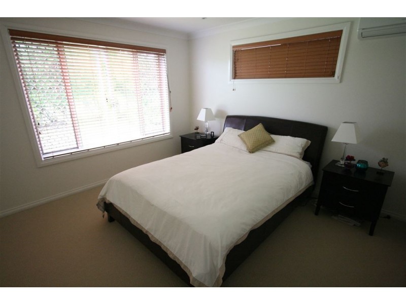 7 Grenaside Crt, Robina QLD 4226