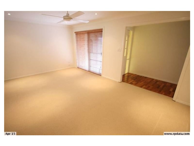 7 Grenaside Crt, Robina QLD 4226