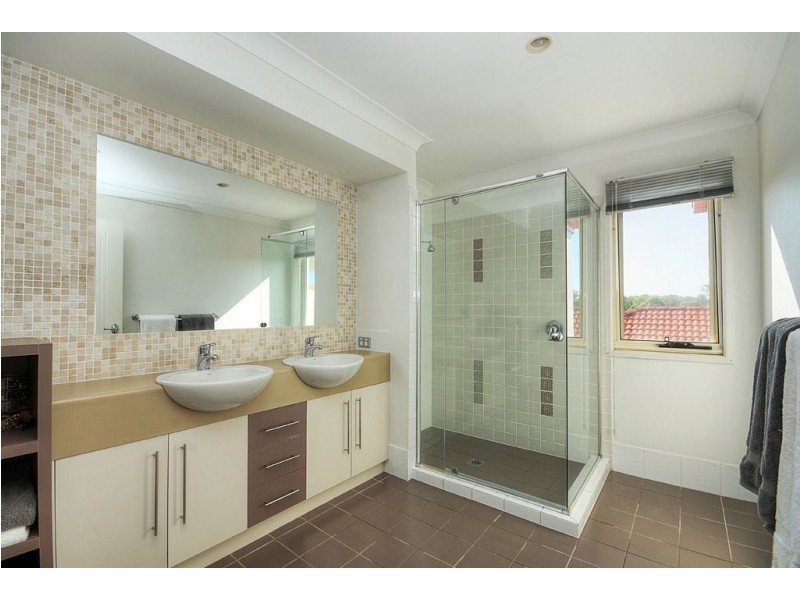 1/23 Majorca Cr, Varsity Lakes QLD 4227