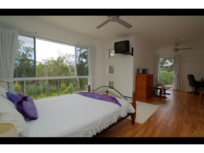 29 York Creek Cr, Reedy Creek QLD 4227