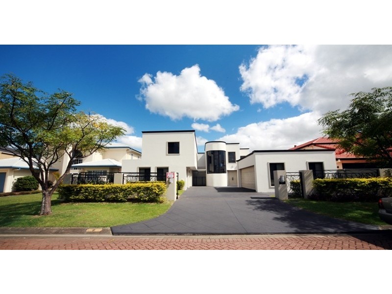 Robina QLD 4226