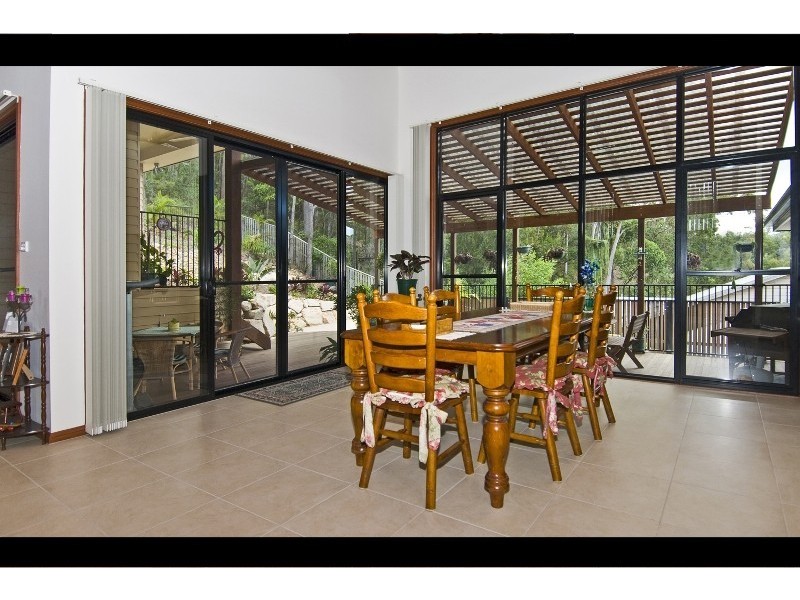 24 Grove Creek Close, Reedy Creek QLD 4227