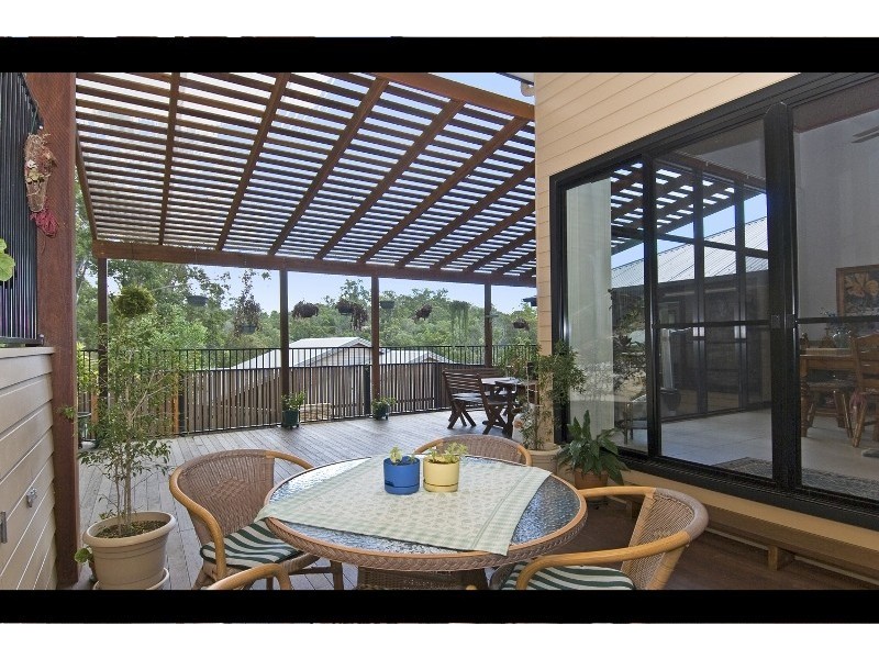 24 Grove Creek Close, Reedy Creek QLD 4227