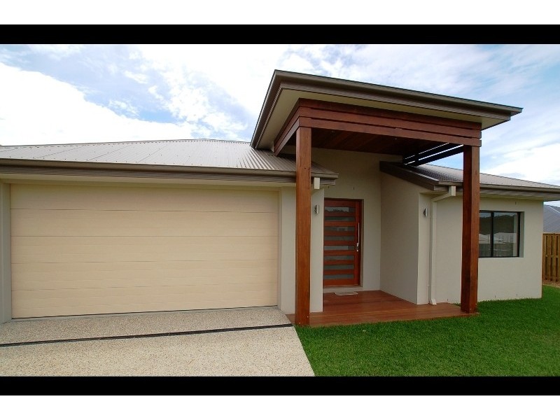 4 Peregrine Street, Reedy Creek QLD 4227