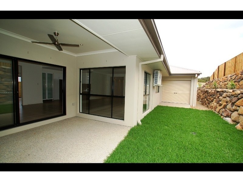 4 Peregrine Street, Reedy Creek QLD 4227