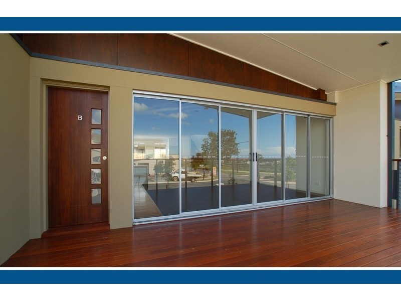 2/1 Leiden Street, Reedy Creek QLD 4227
