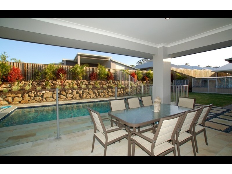 17 Peregrine Street, Reedy Creek QLD 4227