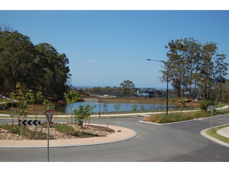 18 Worchester Terrace, Reedy Creek QLD 4227