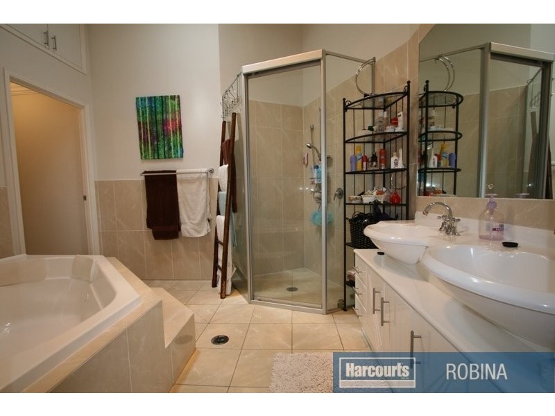 Varsity Lakes QLD 4227