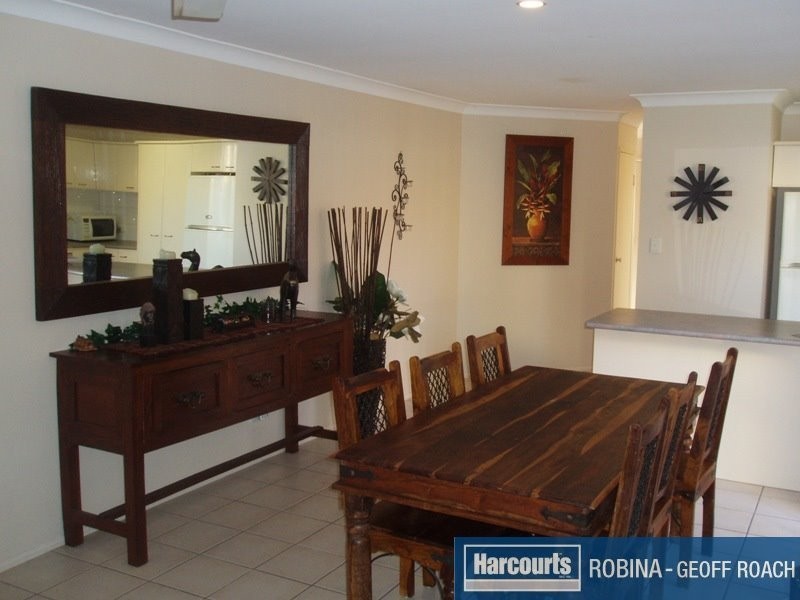 21 Dunedin Close, Merrimac QLD 4226