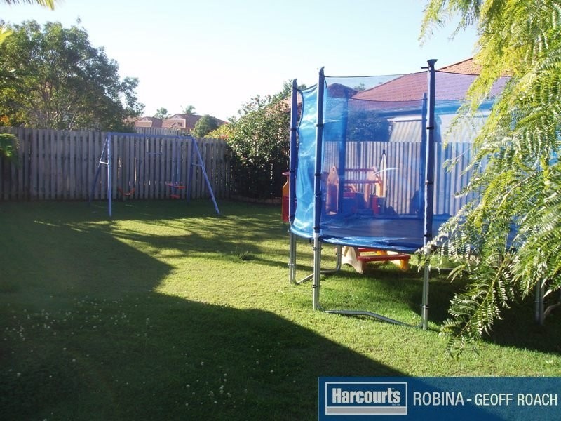 21 Dunedin Close, Merrimac QLD 4226