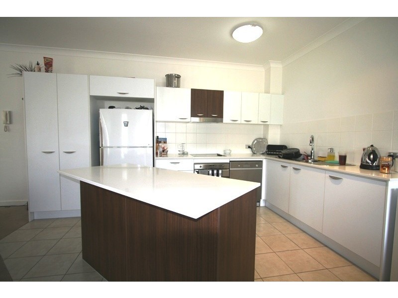 Varsity Lakes QLD 4227