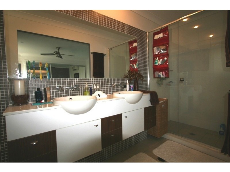 Varsity Lakes QLD 4227