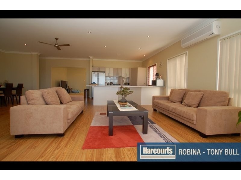 24 Koolang Cres, Reedy Creek QLD 4227