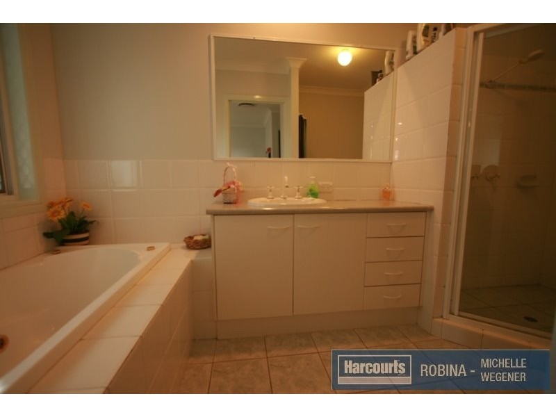 Varsity Lakes QLD 4227