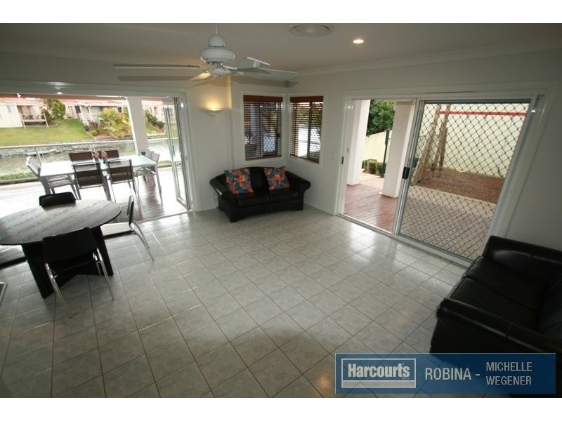 Varsity Lakes QLD 4227