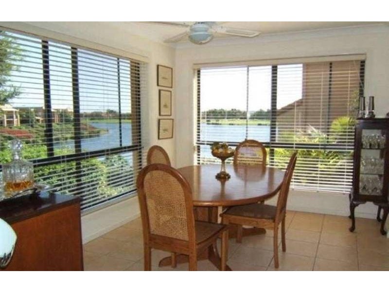 40/85 Palm Meadows, Carrara QLD 4211