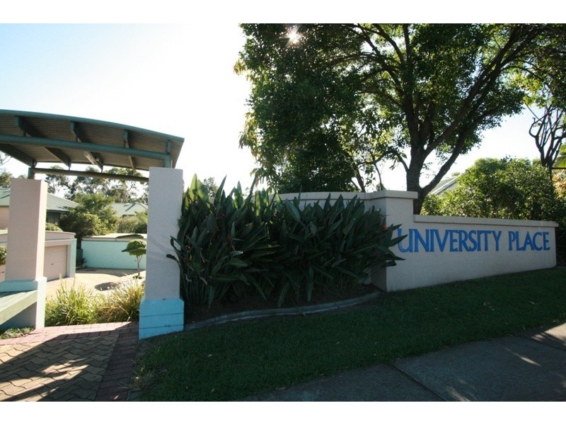 40/1 University Dr, Robina QLD 4226