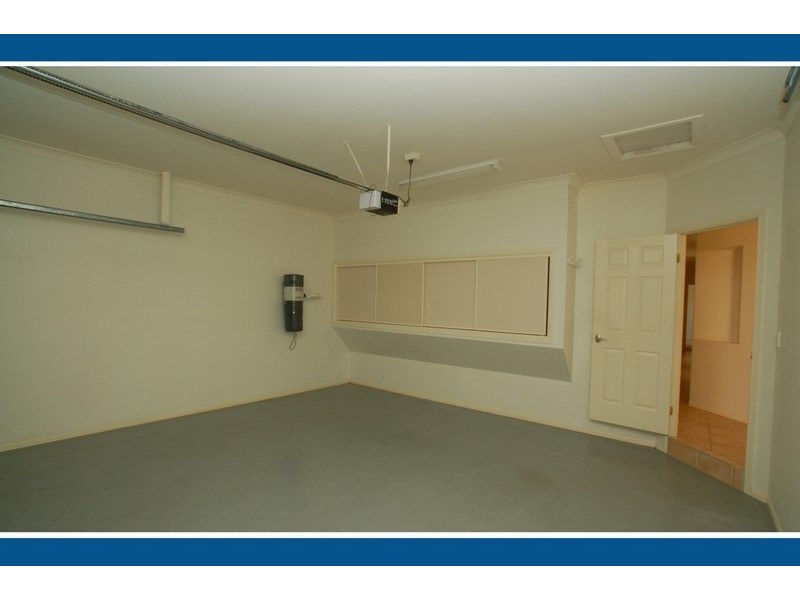 7 Montville Crt, Varsity Lakes QLD 4227