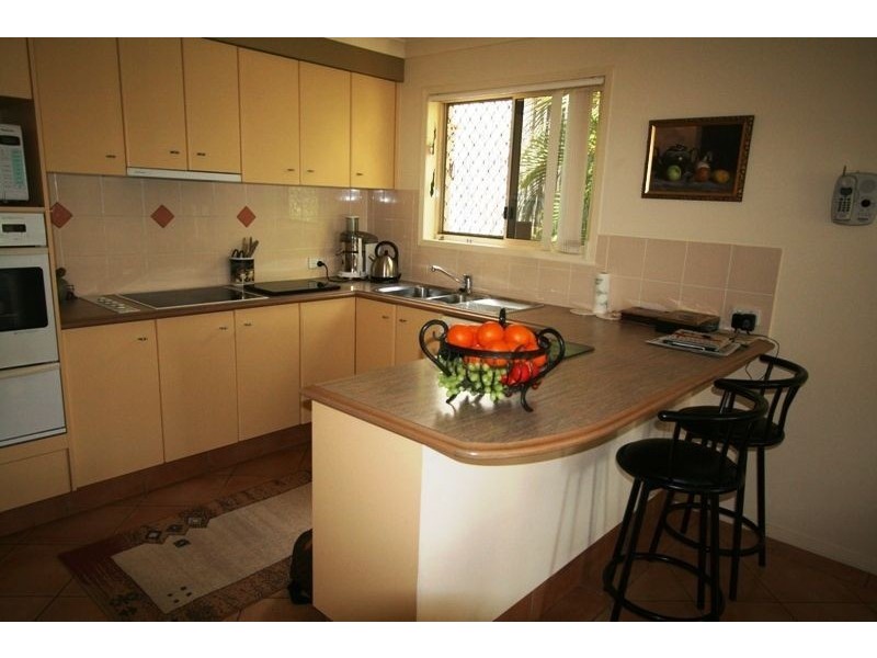 11 Tuggerah Cl, Robina QLD 4226
