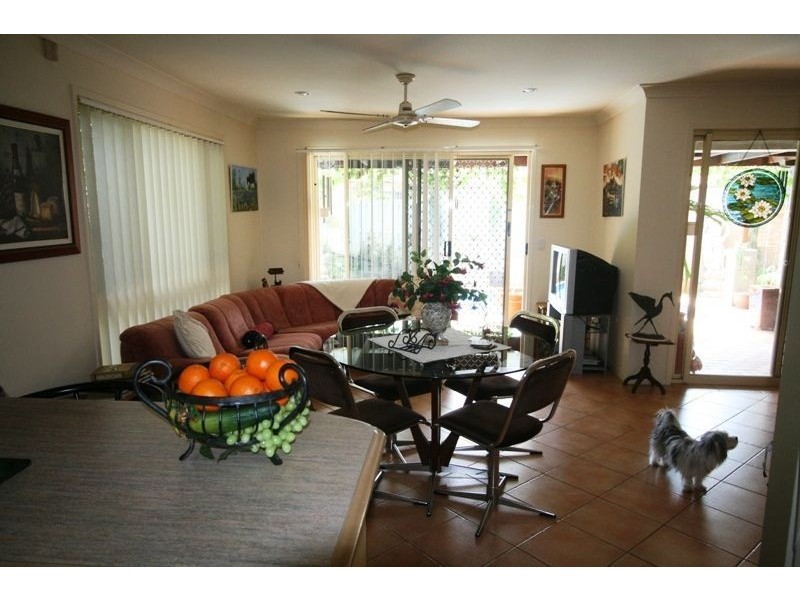 11 Tuggerah Cl, Robina QLD 4226