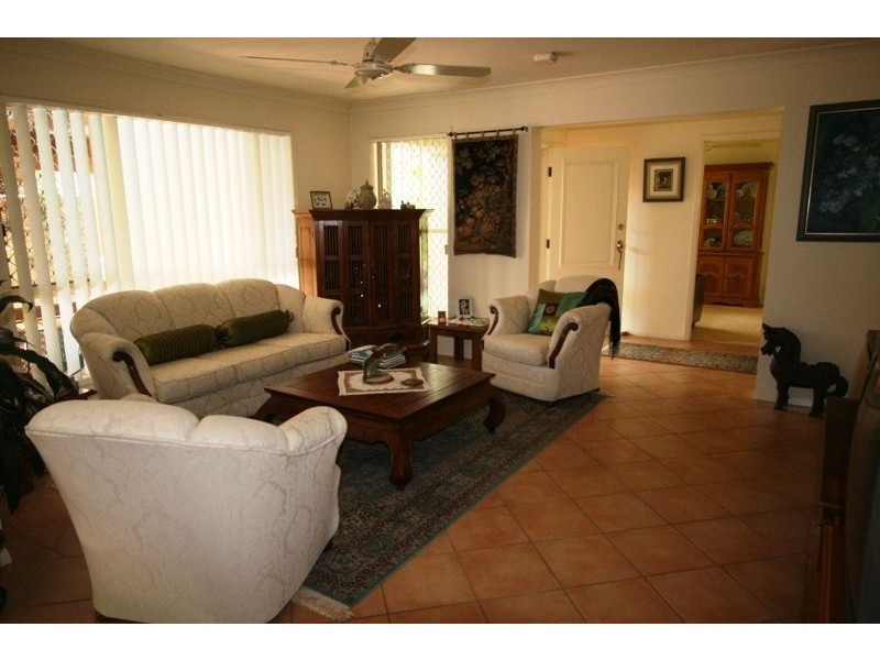 11 Tuggerah Cl, Robina QLD 4226