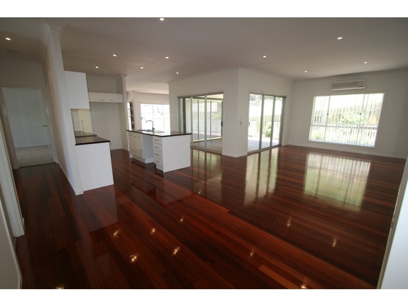 24 Ensor St, Mudgeeraba QLD 4213