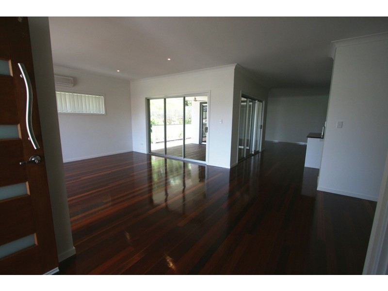 24 Ensor St, Mudgeeraba QLD 4213