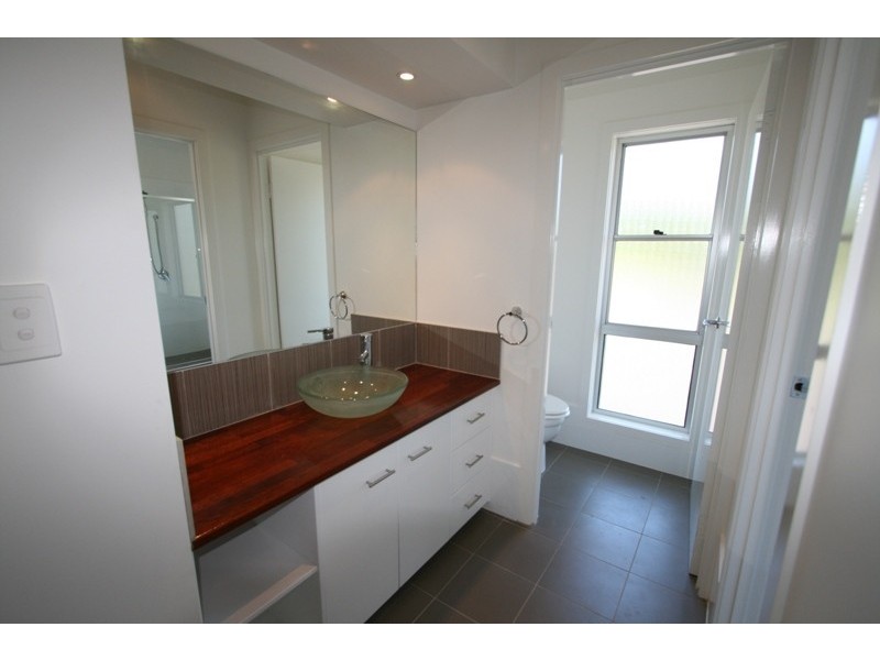 24 Ensor St, Mudgeeraba QLD 4213