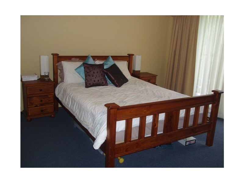 Varsity Lakes QLD 4227