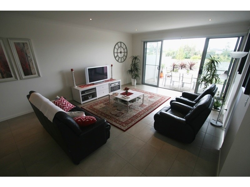 12/29 Port Peyra Cres, Varsity Lakes QLD 4227