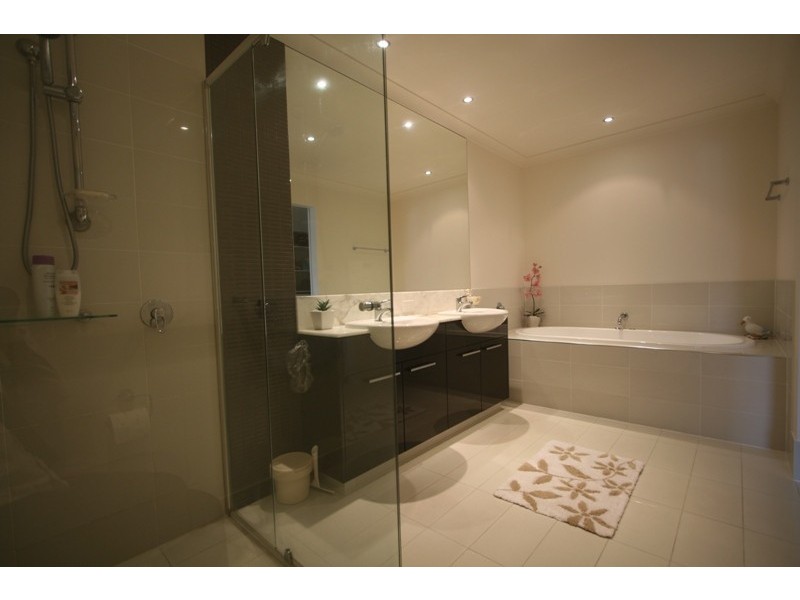 12/29 Port Peyra Cres, Varsity Lakes QLD 4227