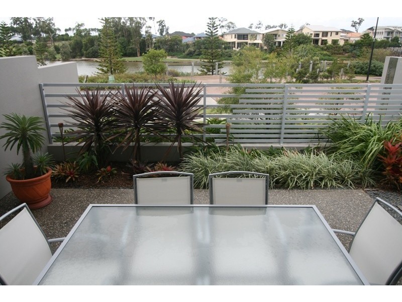 12/29 Port Peyra Cres, Varsity Lakes QLD 4227