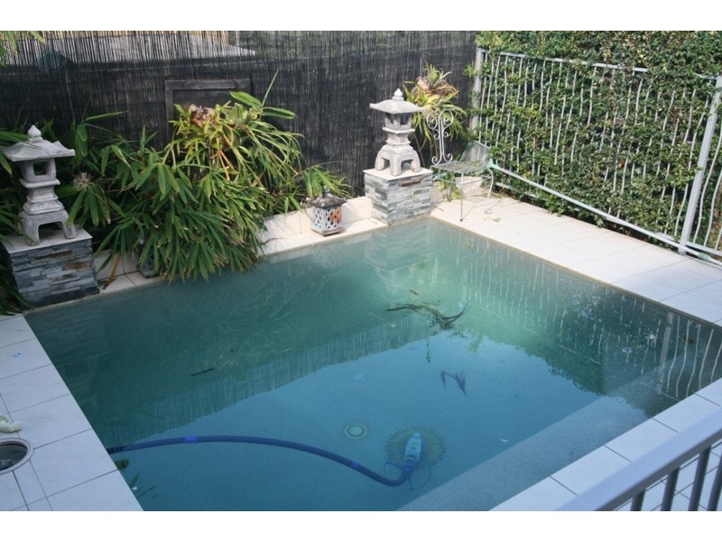 Varsity Lakes QLD 4227