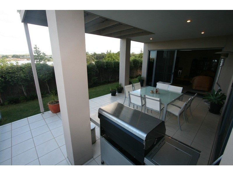 Varsity Lakes QLD 4227