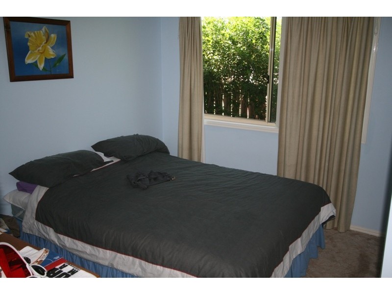 18 Daryl Dr, Varsity Lakes QLD 4227