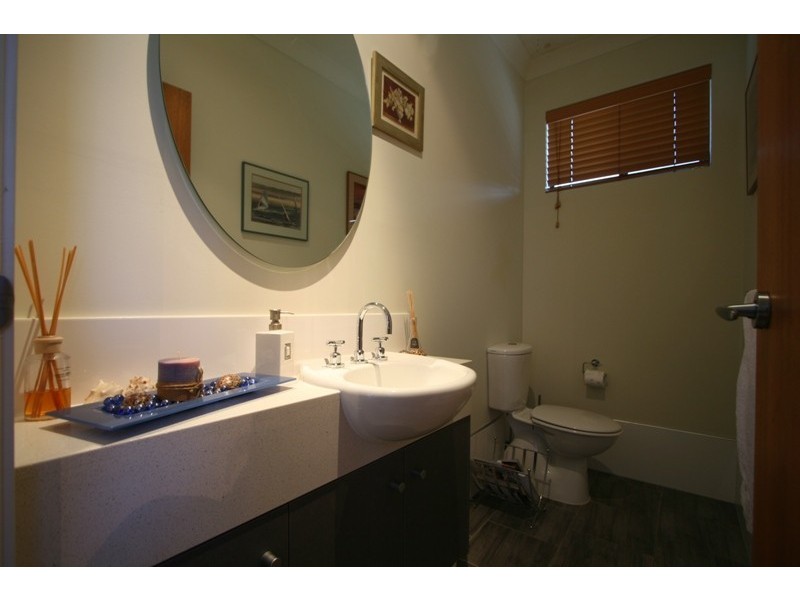 Varsity Lakes QLD 4227