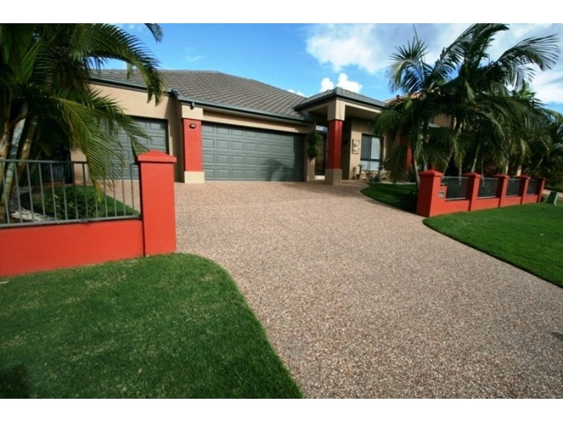 22 Ranier Cres, Robina QLD 4226