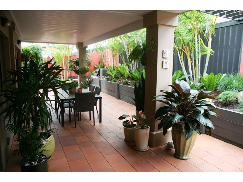 22 Ranier Cres, Robina QLD 4226