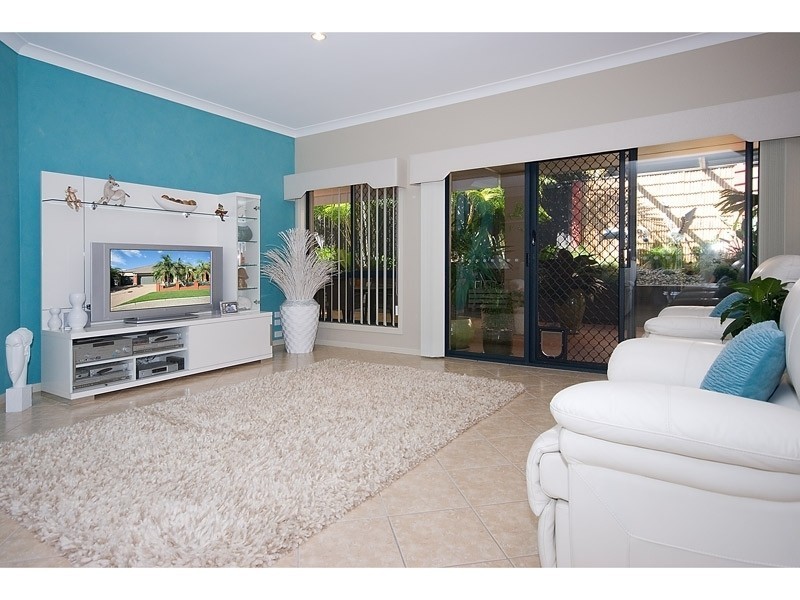 22 Ranier Cres, Robina QLD 4226