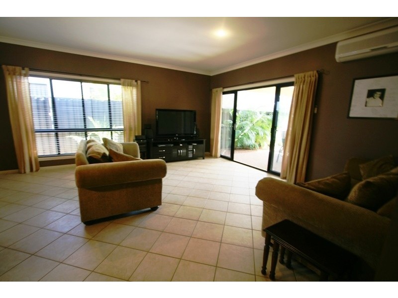 Varsity Lakes QLD 4227