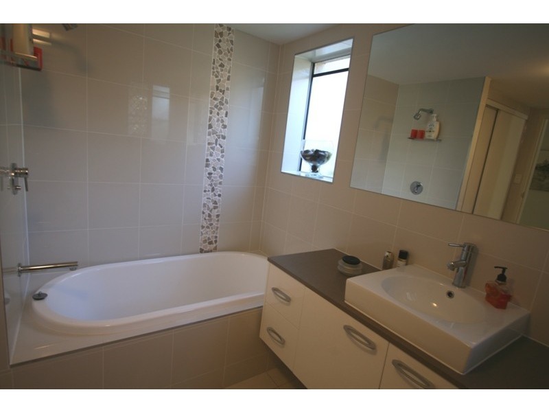 Broadbeach QLD 4218