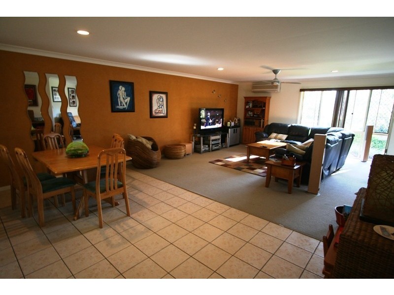 8 Glenalta Place, Robina QLD 4226