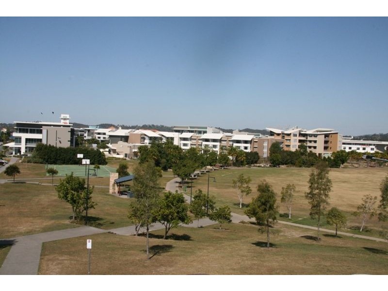 Varsity Lakes QLD 4227